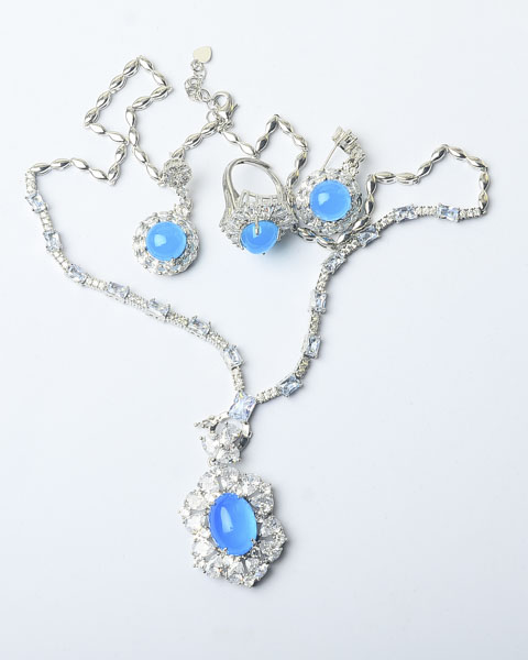 斯里兰卡皇家蓝·套装